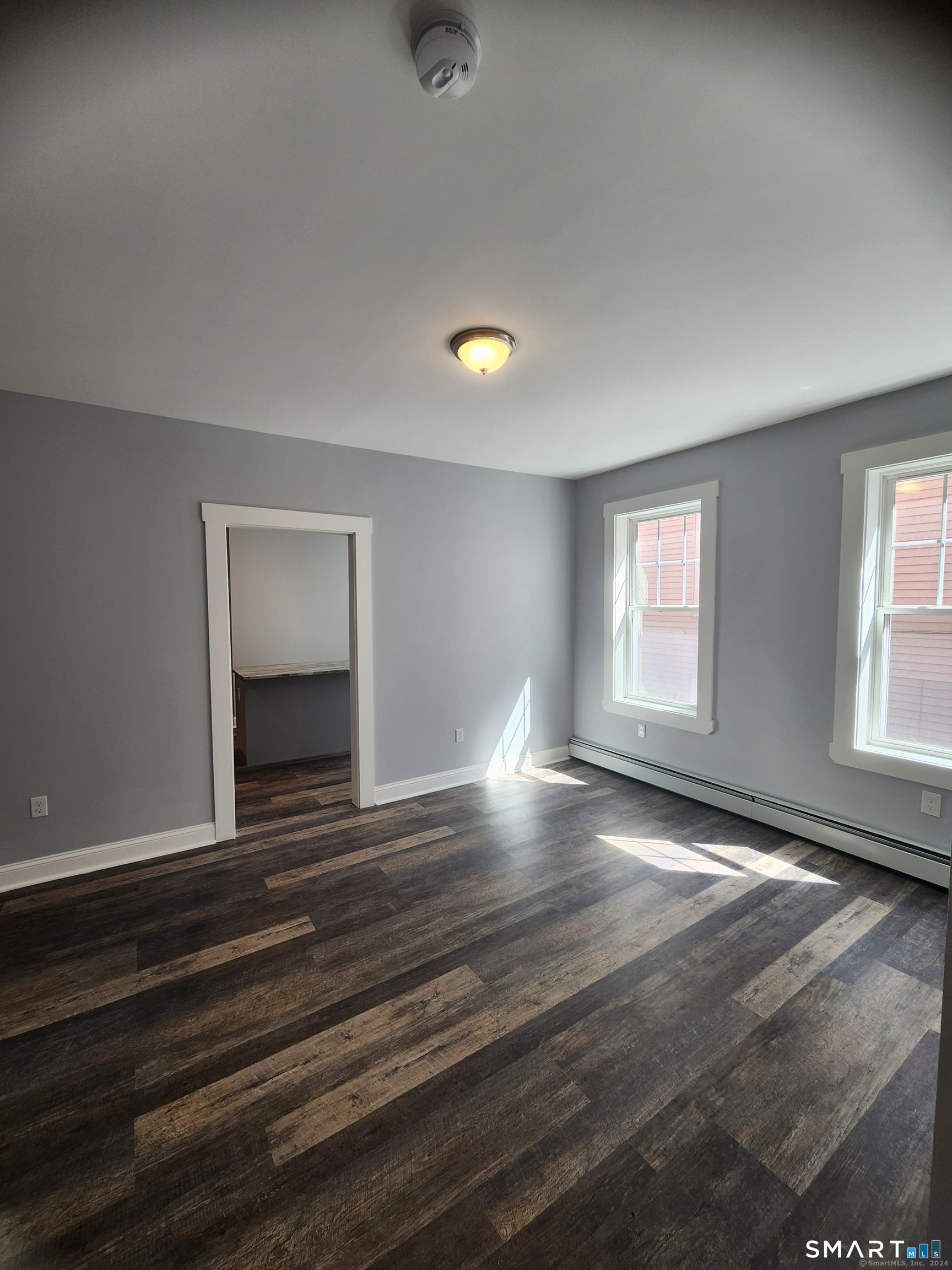 20 Hamilton Street, Unit 2W Hartford, CT 06106 - Photo 6 of 11