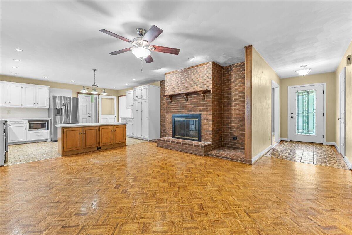 2315 Ridge Road Roanoke, VA 24014 - Photo 19 of 74 27-2315 Ridge Rd-34