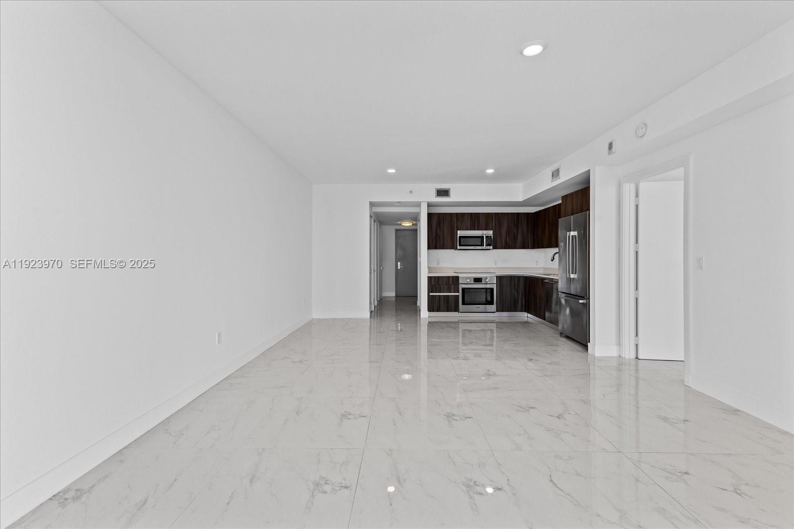 488 Northeast 18th Street, Unit 4102 Miami, FL 33132 - Photo 5 of 60