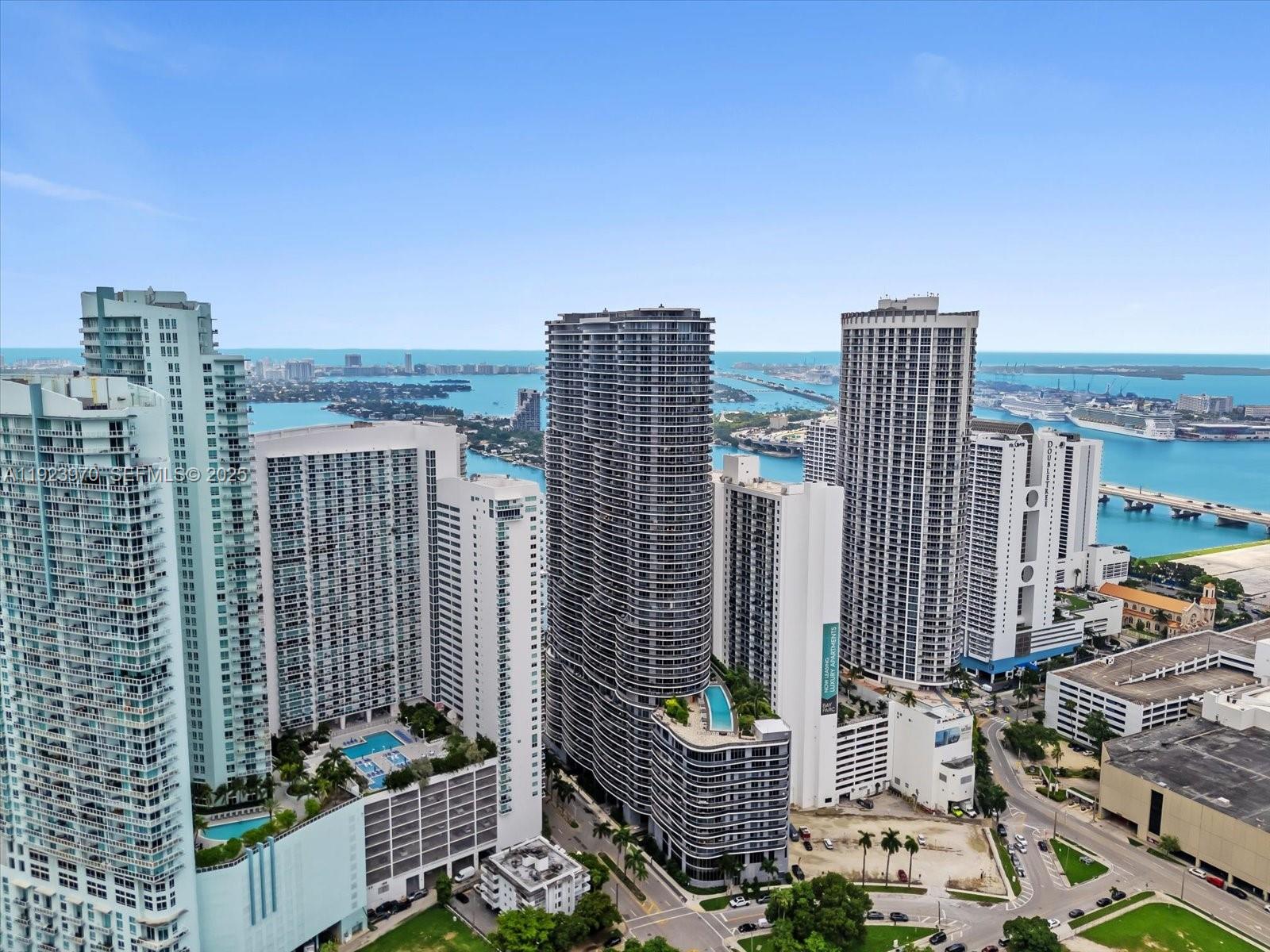 488 Northeast 18th Street, Unit 4102 Miami, FL 33132 - Photo 54 of 60 a view of city