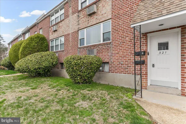 $375,000 | 321 Pyramid Avenue, Claymont, DE 19703