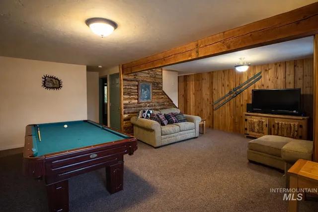 $740,000 | 397 Warm Lake Road, Cascade, ID 83611