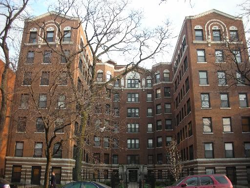 725 West Sheridan Road, Unit 401 Chicago, IL 60613 - Photo 1 of 1 a view of a building