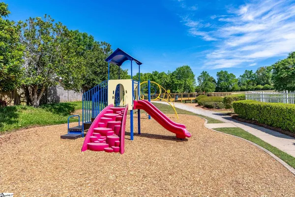 $375,000 | 511 Waterstone Way, Simpsonville, SC 29680