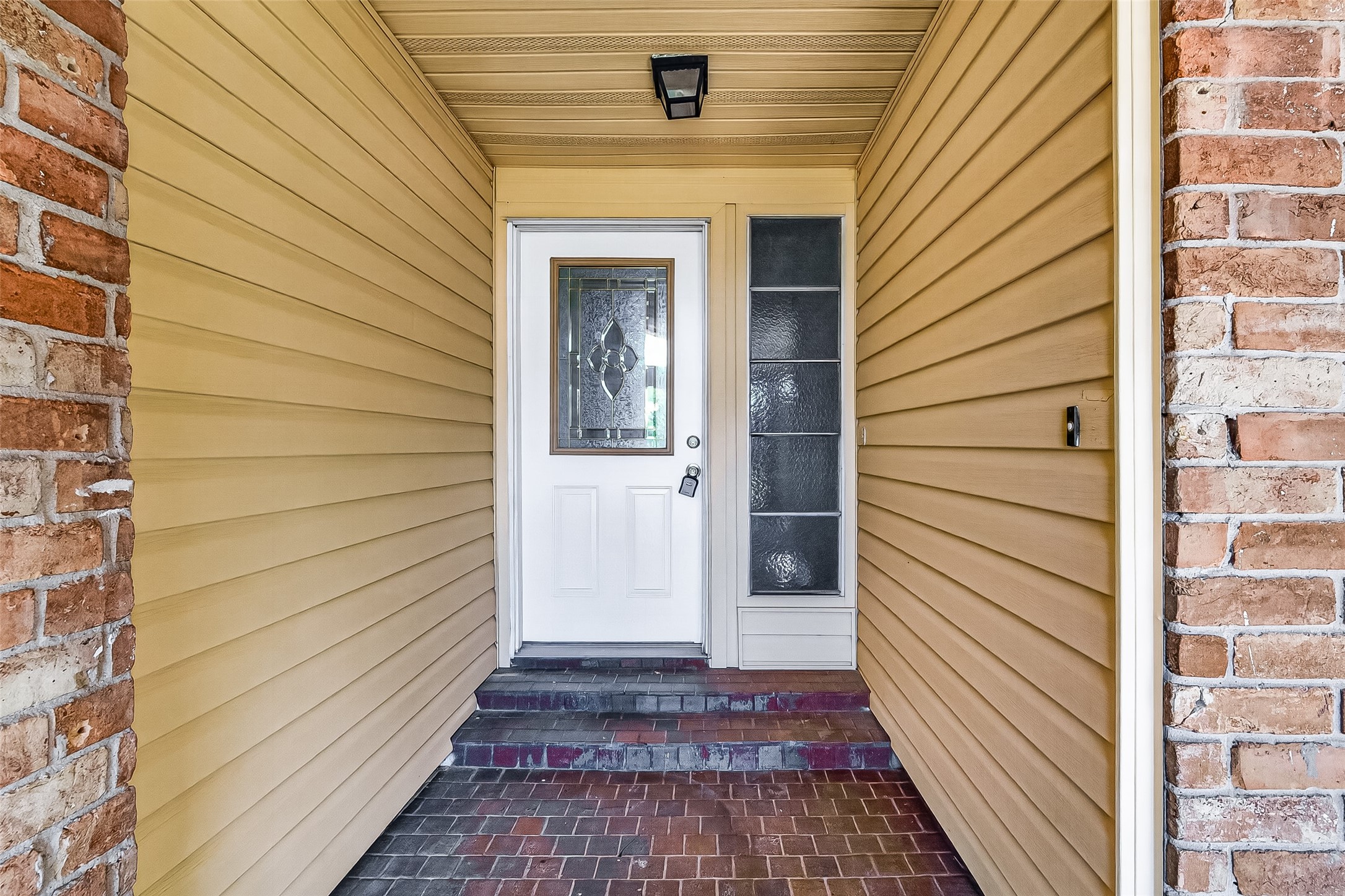 8306 Wayward Road Houston, TX 77064 - Photo 4 of 49