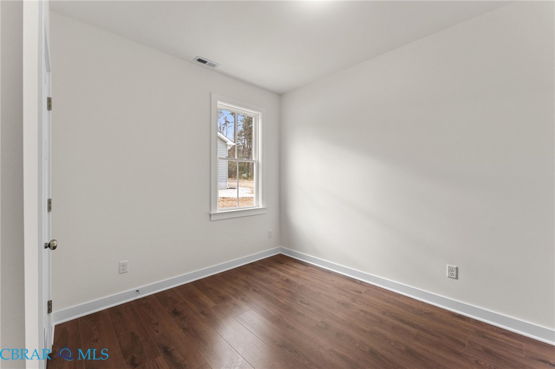 8986 Marlfield Road Gloucester, VA 23061 - Photo 17 of 34