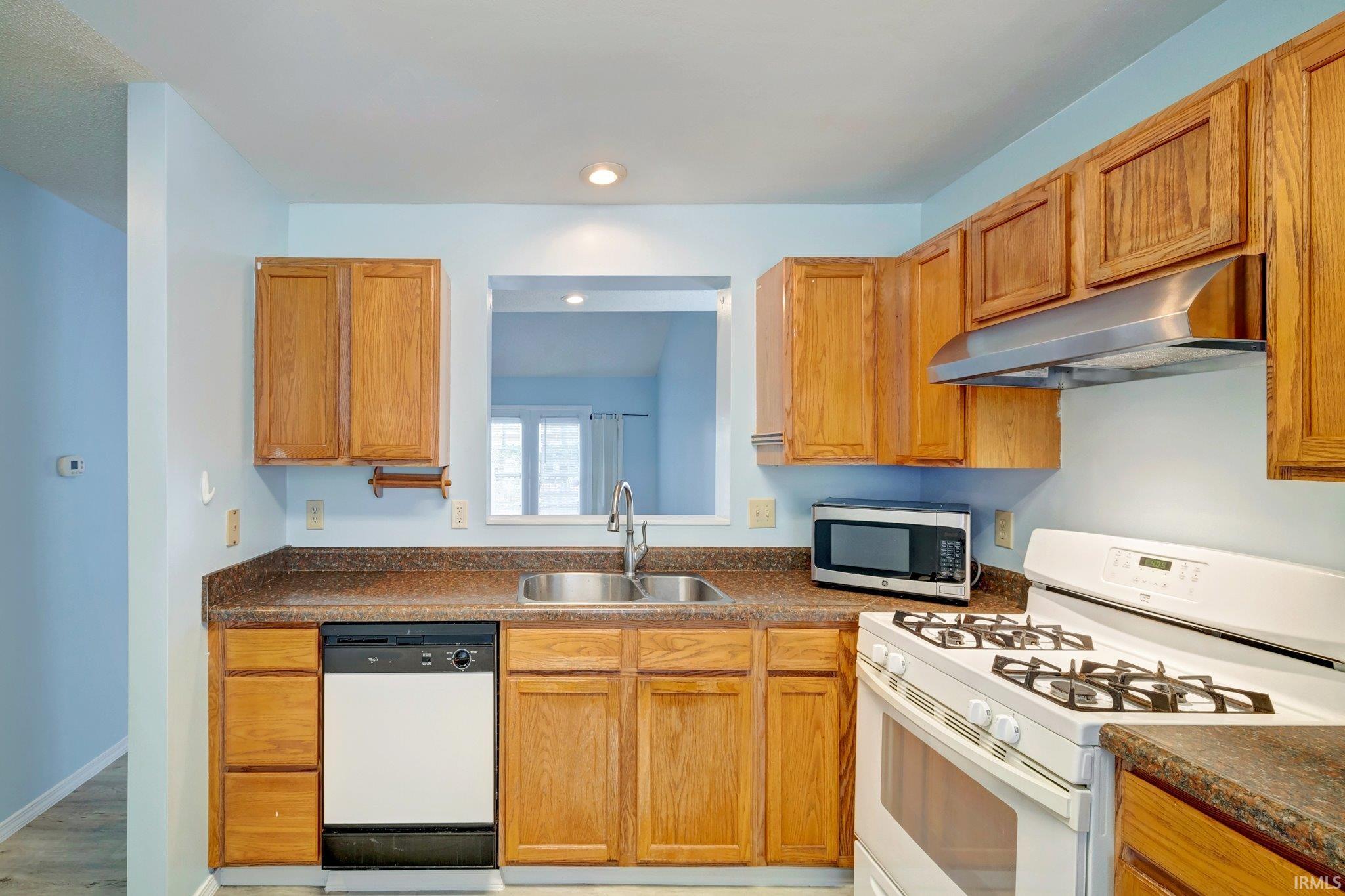 414 Wylie Farm Road Bloomington, IN 47401 - Photo 11 of 36 Gallery Image 11