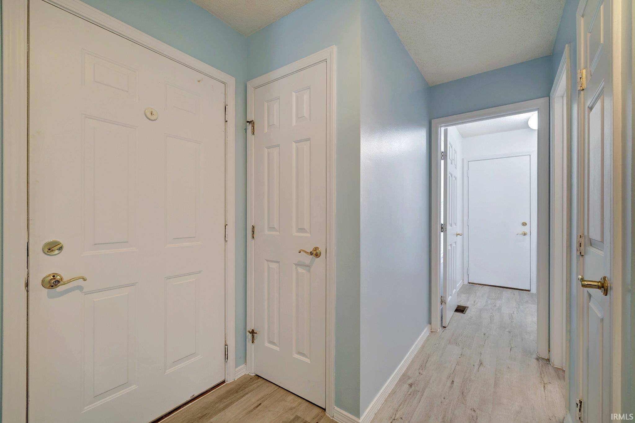 414 Wylie Farm Road Bloomington, IN 47401 - Photo 5 of 36 Gallery Image 5