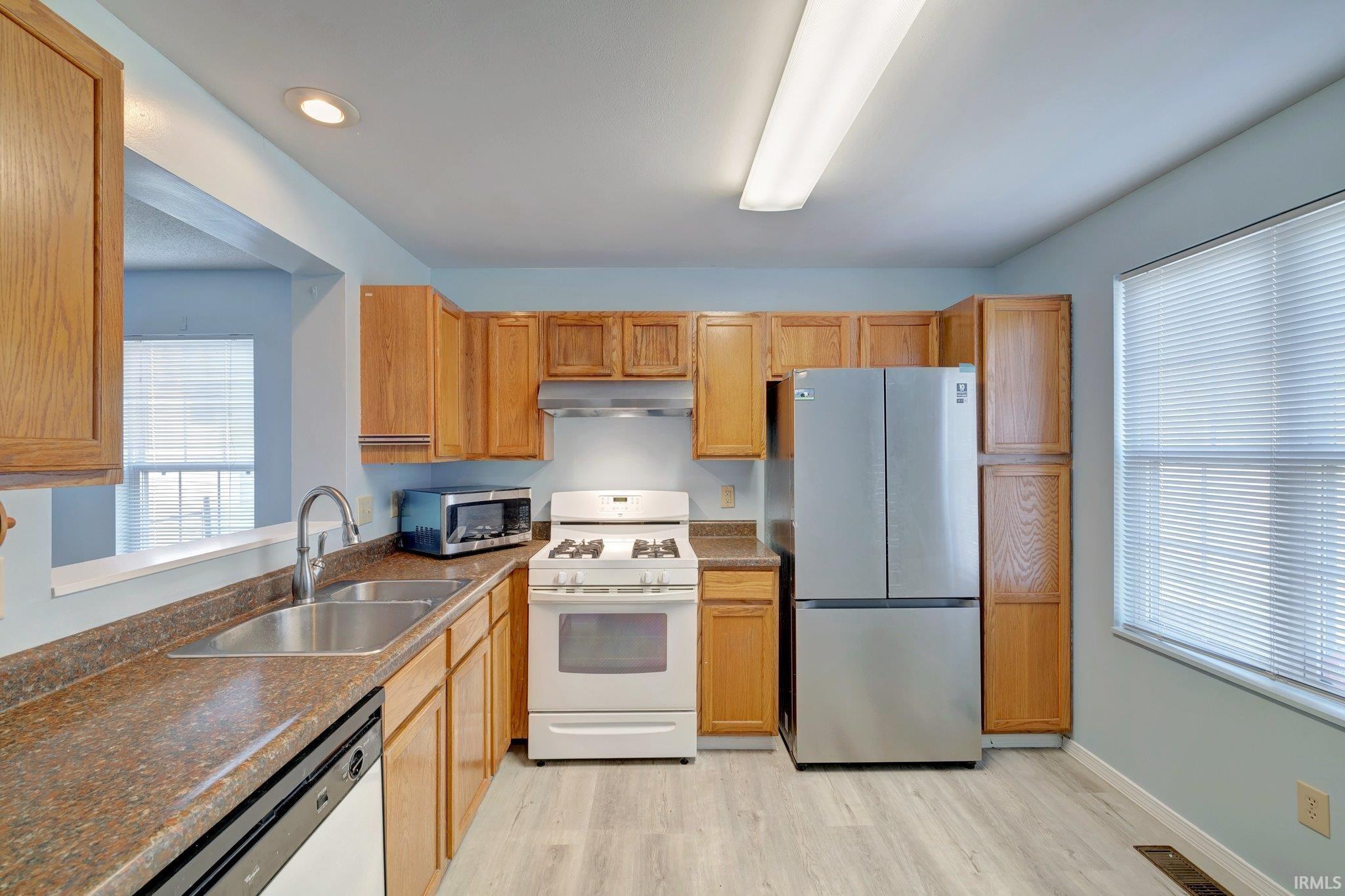 414 Wylie Farm Road Bloomington, IN 47401 - Photo 8 of 36 Gallery Image 8