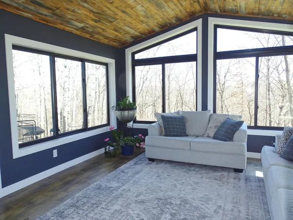 $675,000 | W3300 160th Avenue, Maiden Rock, WI 54750