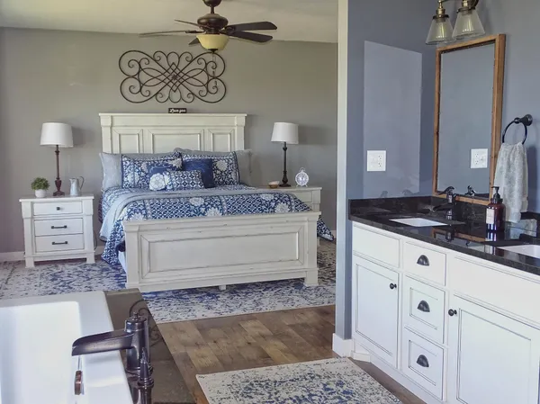 $675,000 | W3300 160th Avenue, Maiden Rock, WI 54750