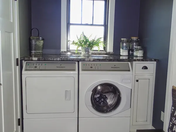 $675,000 | W3300 160th Avenue, Maiden Rock, WI 54750