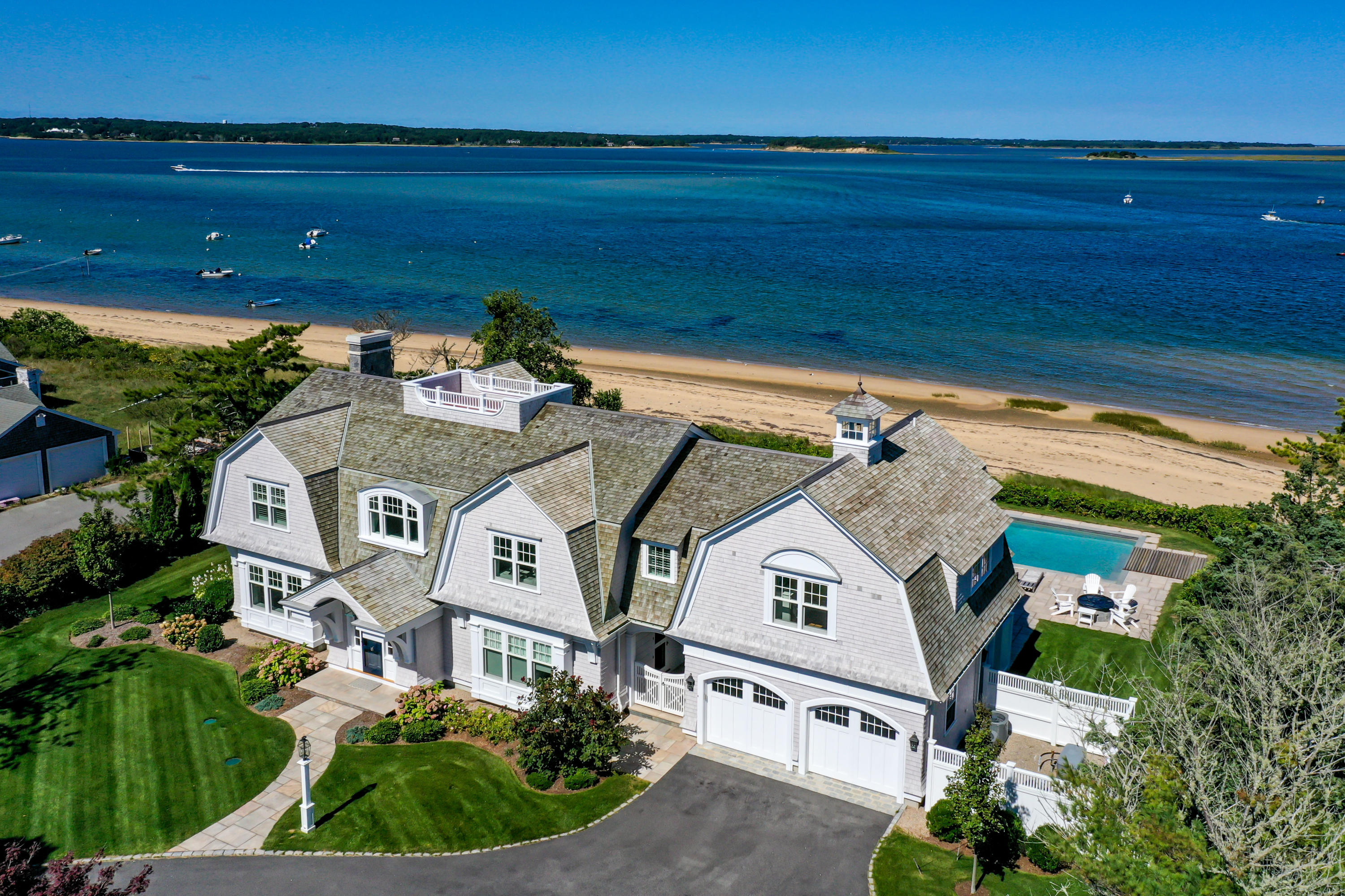 202 Eastward Road Chatham, MA 02633 - Photo 2 of 60 202EasLR-85