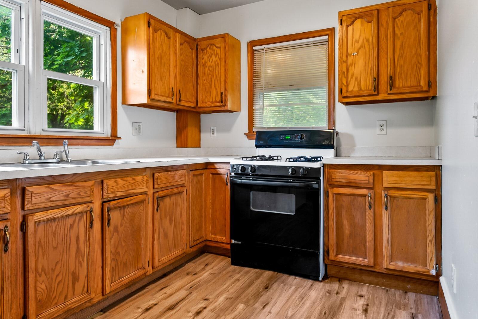 44 Euclid Avenue Pontiac, MI 48342 - Photo 6 of 22 IMG-20240516-WA0010(1)