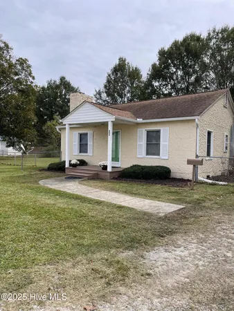 $184,900 | 804 East Lizzie Street, Selma, NC 27576
