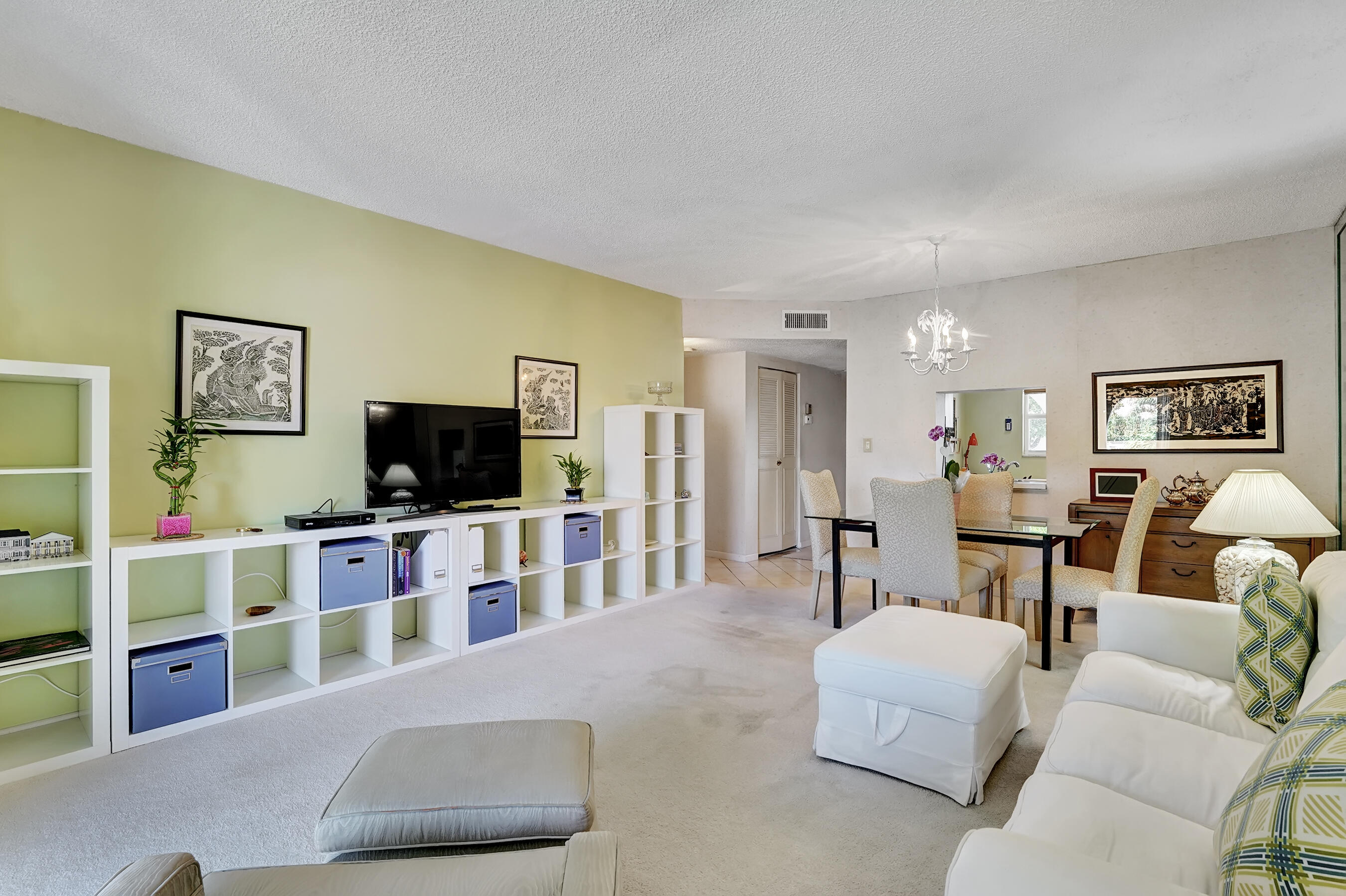 250 Northeast 20th Street, Unit 210 Boca Raton, FL 33431 - Photo 6 of 25 Great Room