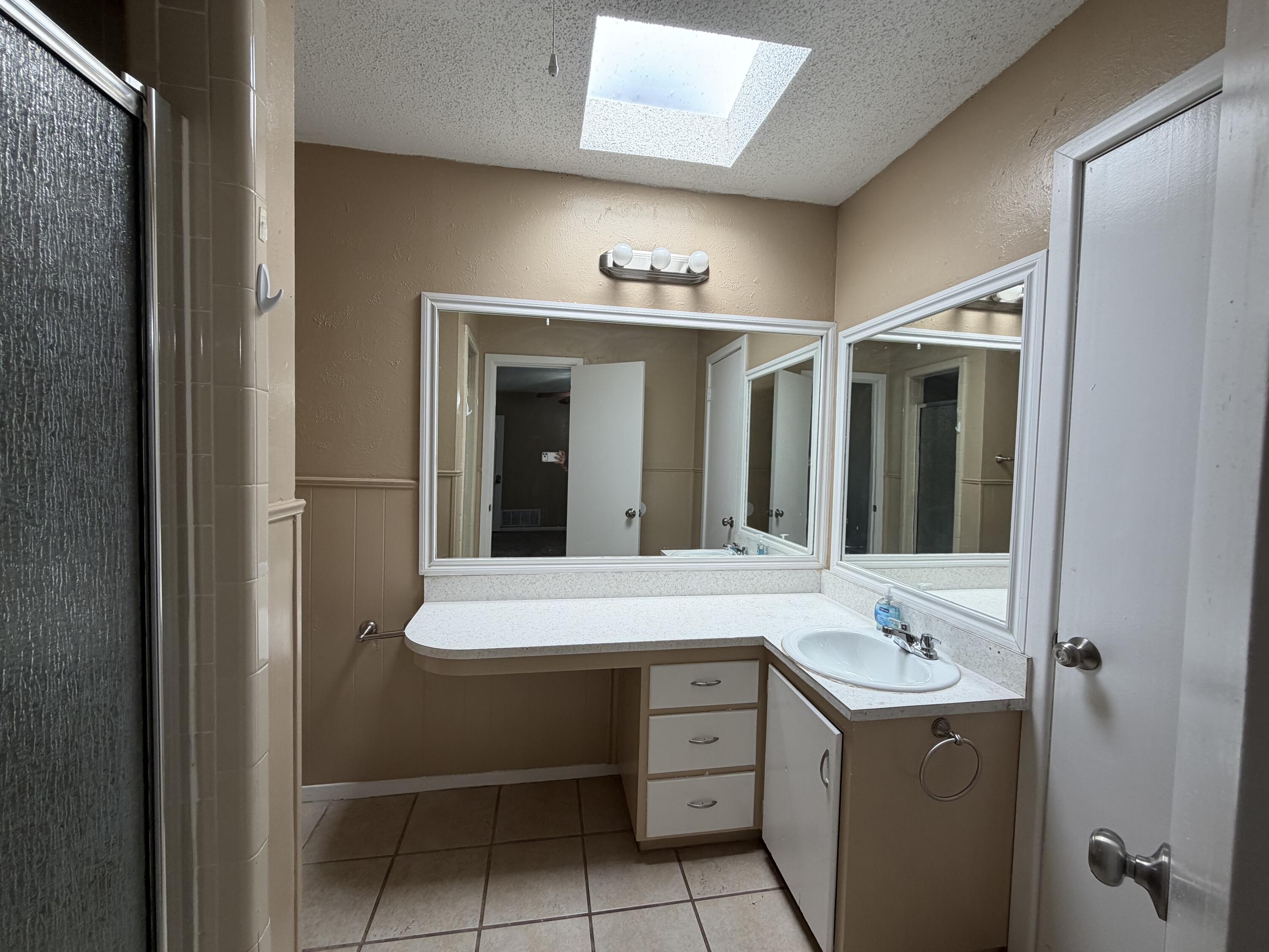 3715 36th Street Lubbock, TX 79413 - Photo 16 of 39 IMG_0034