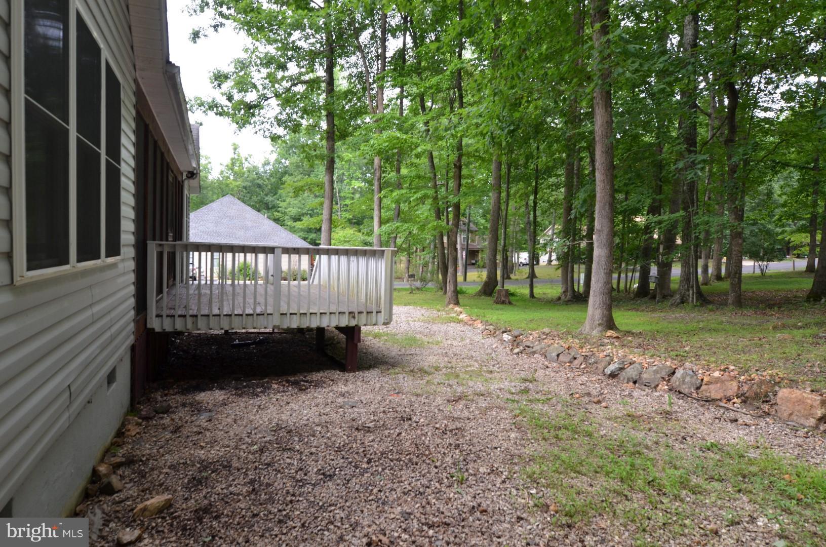 506 Gold Valley Road Locust Grove, VA 22508 - Photo 3 of 13 Family Room