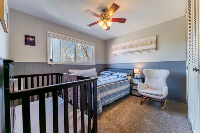 $295,000 | 404 Arrow Trail, Wheeling, IL 60090