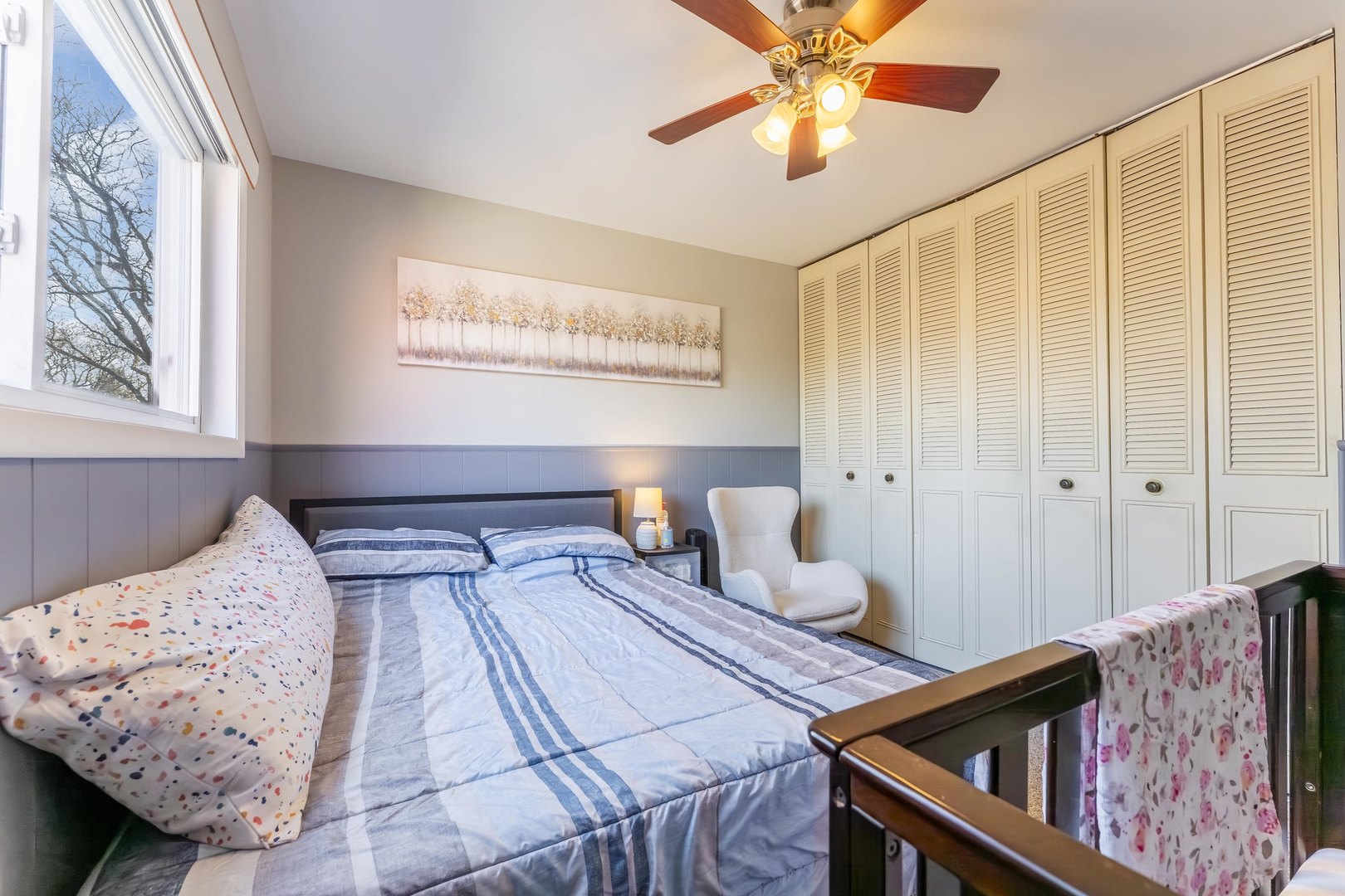 404 Arrow Trail Wheeling, IL 60090 - Photo 14 of 26 a bedroom with a bed and window