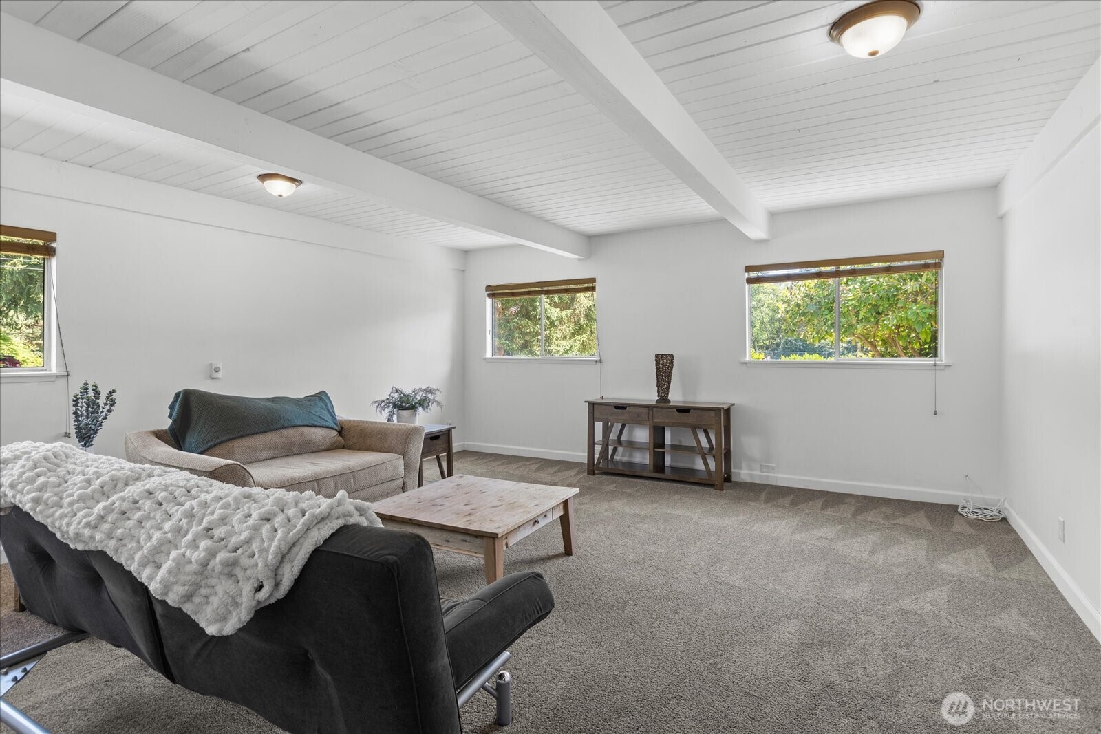 8119 190th Street Southwest Edmonds, WA 98026 - Photo 14 of 37