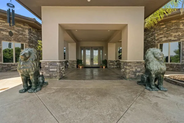$2,995,000 | 2882 Conestoga Circle, Alpine, CA 91901