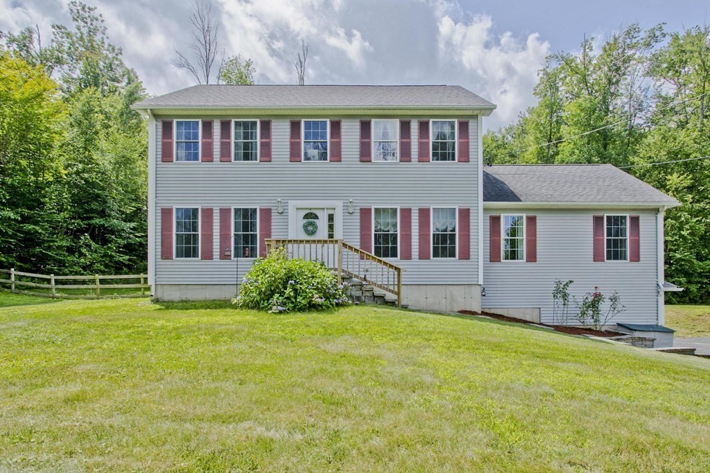 180 General Knox Road Russell, MA 01071 - Photo 1 of 38 Gallery Image 1