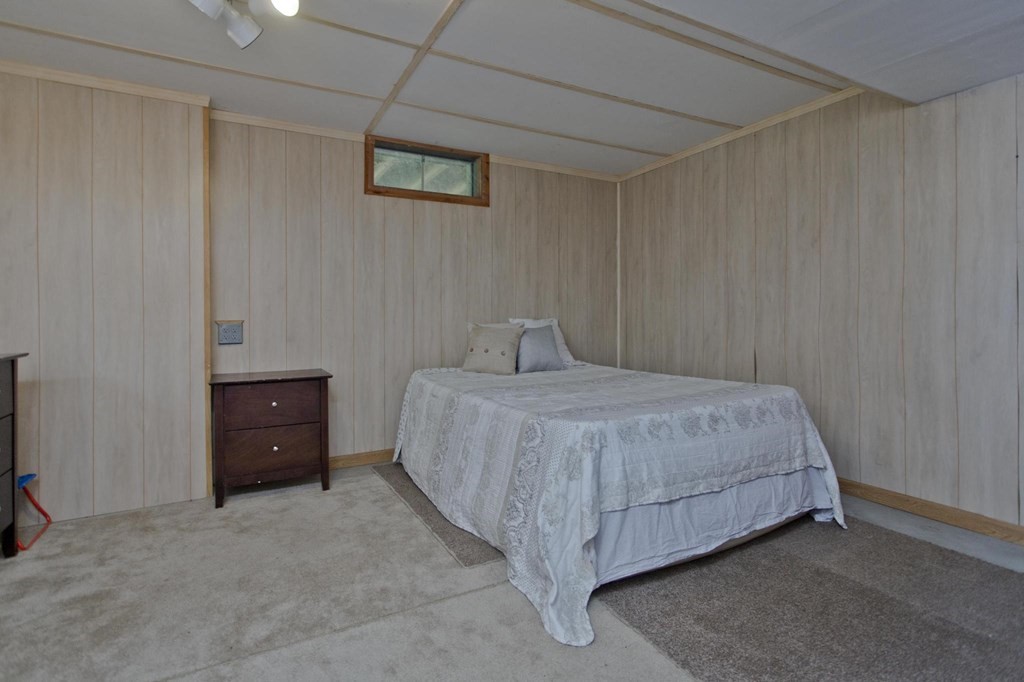180 General Knox Road Russell, MA 01071 - Photo 30 of 38 Gallery Image 30