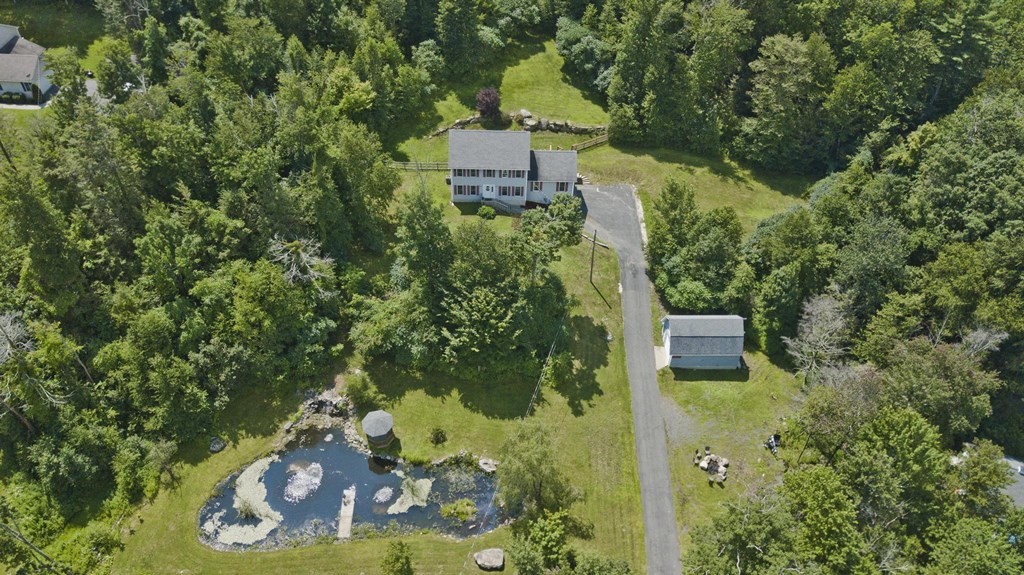 180 General Knox Road Russell, MA 01071 - Photo 3 of 38 Gallery Image 3