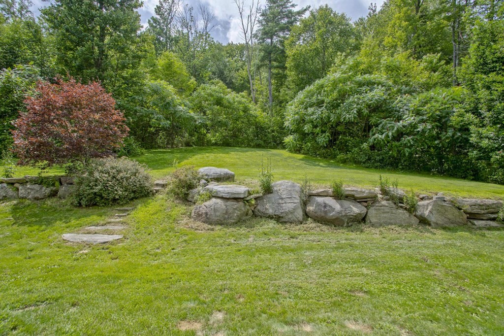 180 General Knox Road Russell, MA 01071 - Photo 33 of 38 Gallery Image 33