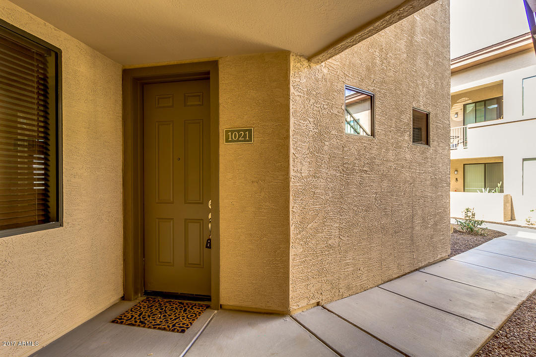 3330 South Gilbert Road, Unit 1021 Chandler, AZ 85286 - Photo 4 of 33 04-Gilbert