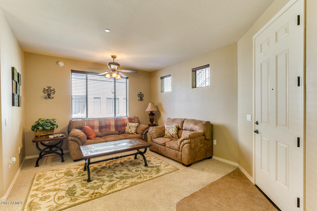 3330 South Gilbert Road, Unit 1021 Chandler, AZ 85286 - Photo 5 of 33 05-Gilbert