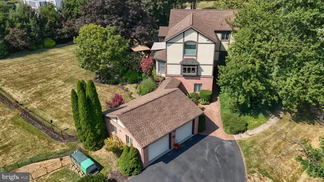 $639,000 | 1 Banbury Road, Hummelstown, PA 17036