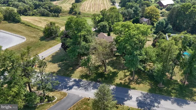 $639,000 | 1 Banbury Road, Hummelstown, PA 17036