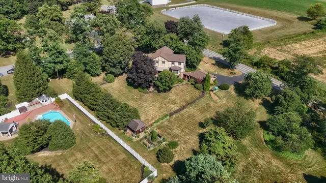 $639,000 | 1 Banbury Road, Hummelstown, PA 17036