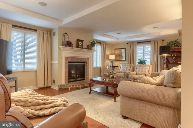 $639,000 | 1 Banbury Road, Hummelstown, PA 17036