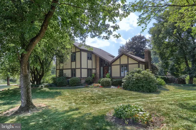 $639,000 | 1 Banbury Road, Hummelstown, PA 17036