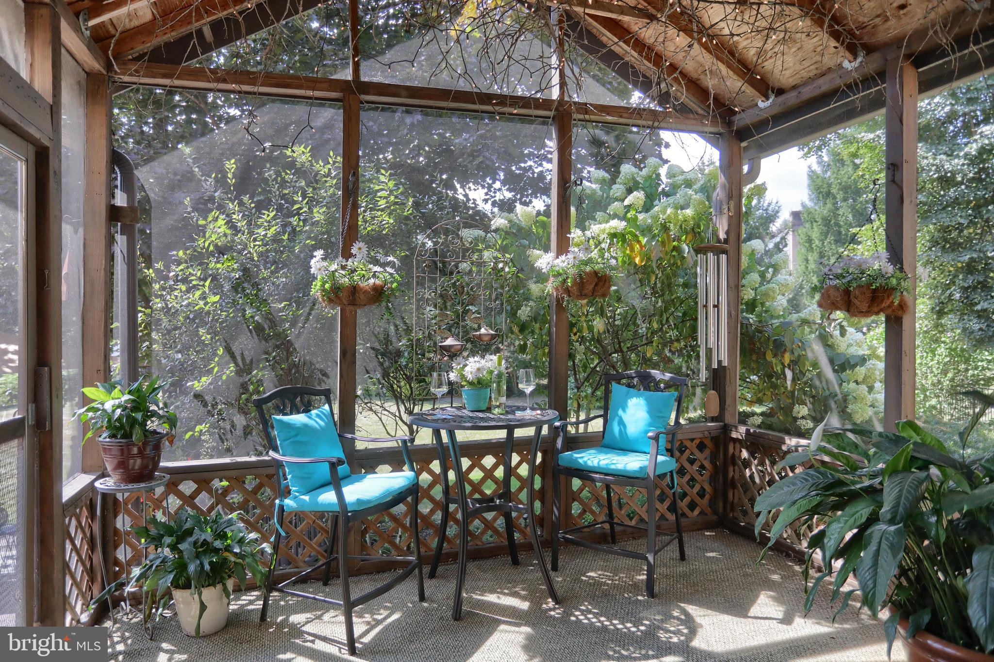 1 Banbury Road Hummelstown, PA 17036 - Photo 62 of 111 Screened in porch - summer view