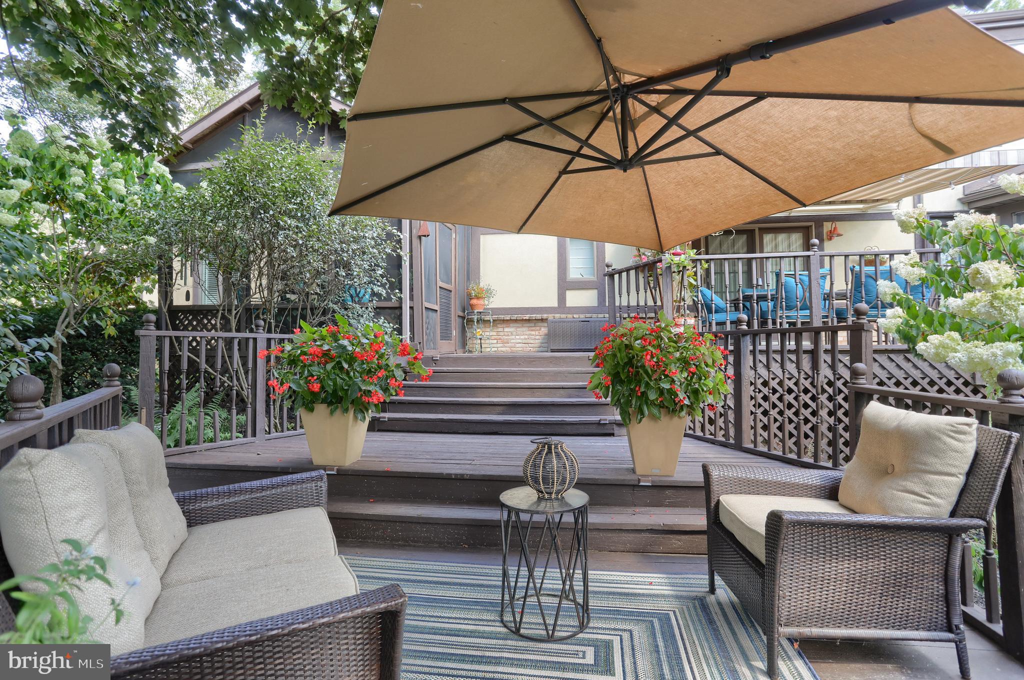 1 Banbury Road Hummelstown, PA 17036 - Photo 67 of 111 Summer deck