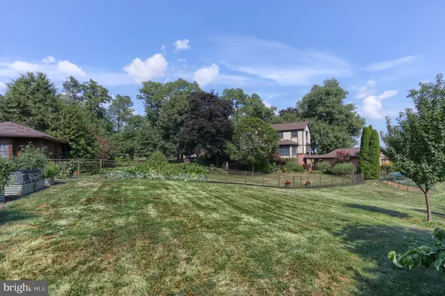 $639,000 | 1 Banbury Road, Hummelstown, PA 17036