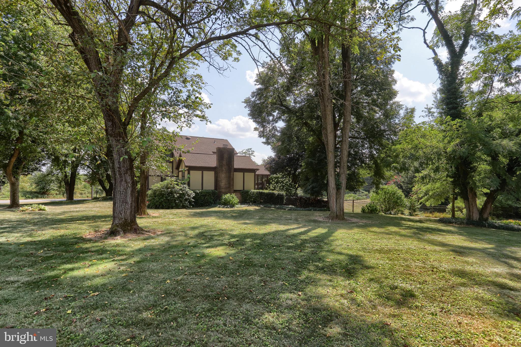 1 Banbury Road Hummelstown, PA 17036 - Photo 93 of 111 Summer view from Banbury road