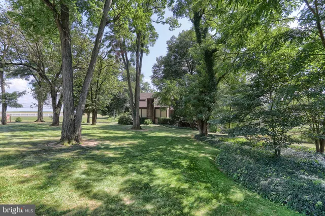 $639,000 | 1 Banbury Road, Hummelstown, PA 17036