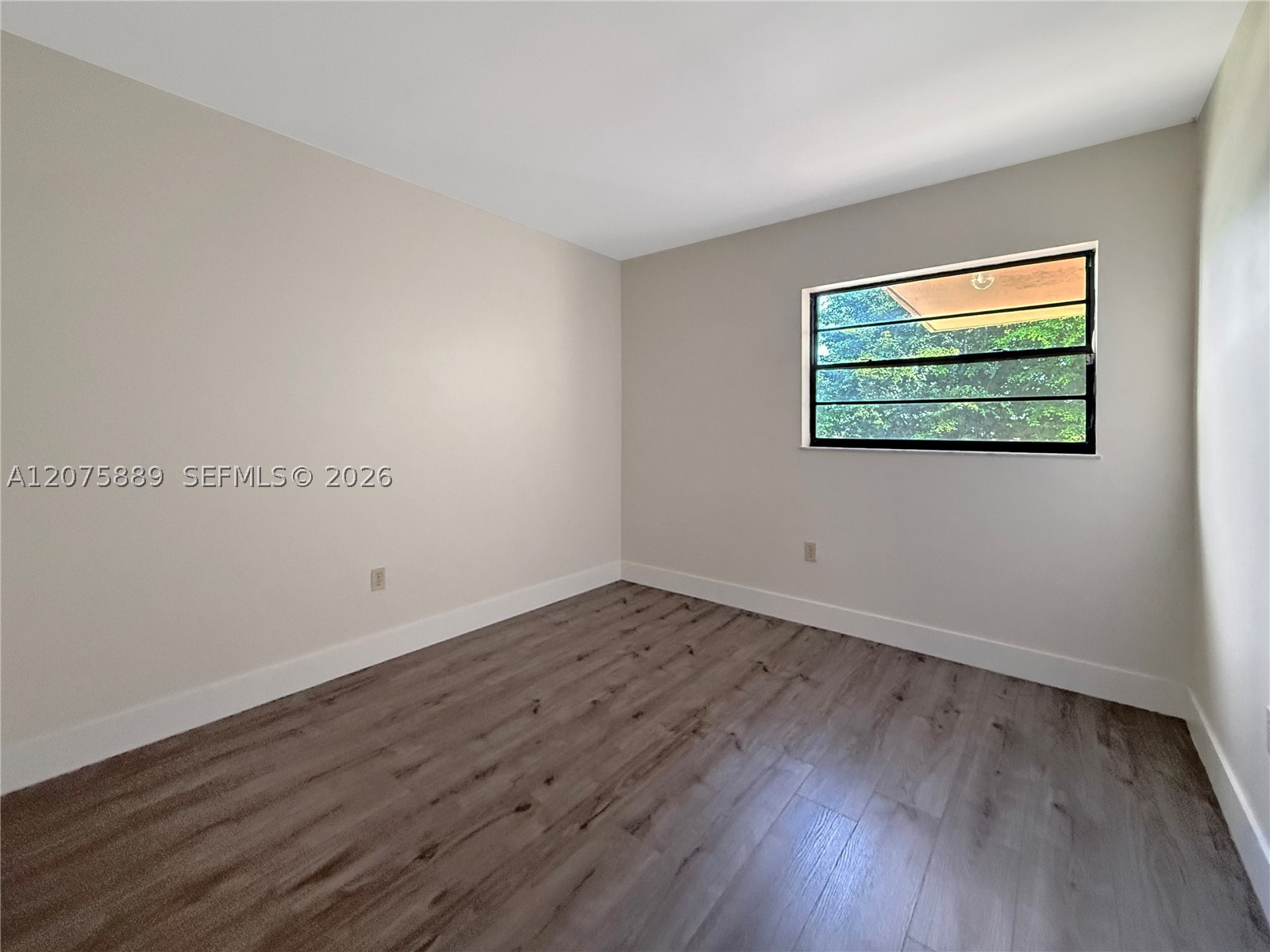 995 Southwest 84th, Unit 309 Miami, FL 33144 - Photo 9 of 27 Gallery Image 9