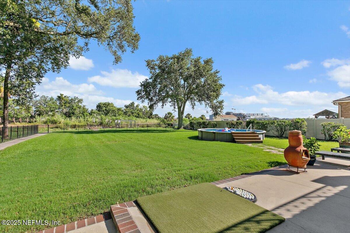 701 Old Hickory Road Jacksonville, FL 32207 - Photo 31 of 36 a view of a garden and houses