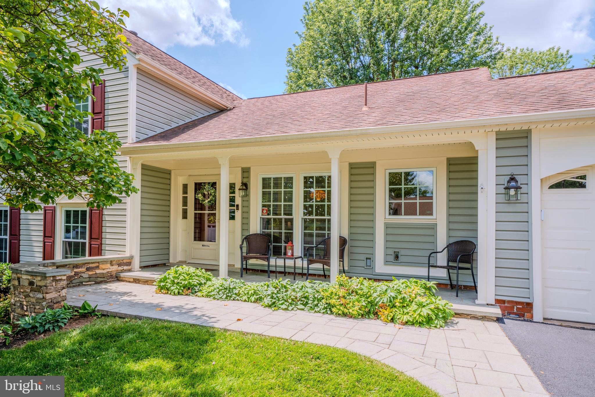 13385 Point Rider Lane Herndon, VA 20171 - Photo 3 of 66 Front Walkway
