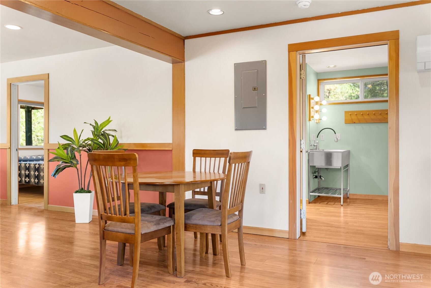 28 Northcott Road Winthrop, WA 98862 - Photo 8 of 39 Gallery Image 8