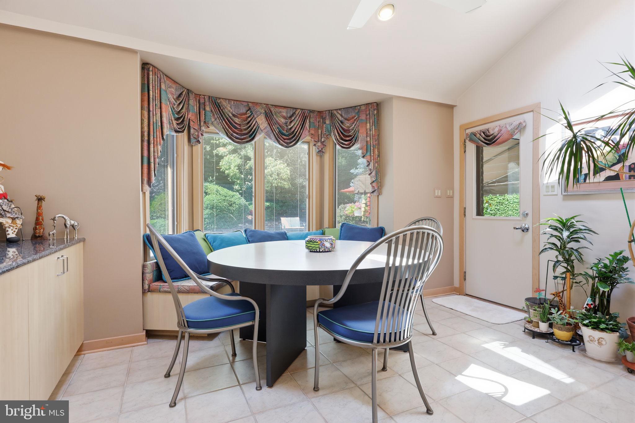 3794 Ridgeview Road Huntingdon Valley, PA 19006 - Photo 34 of 63 Breakfast Room