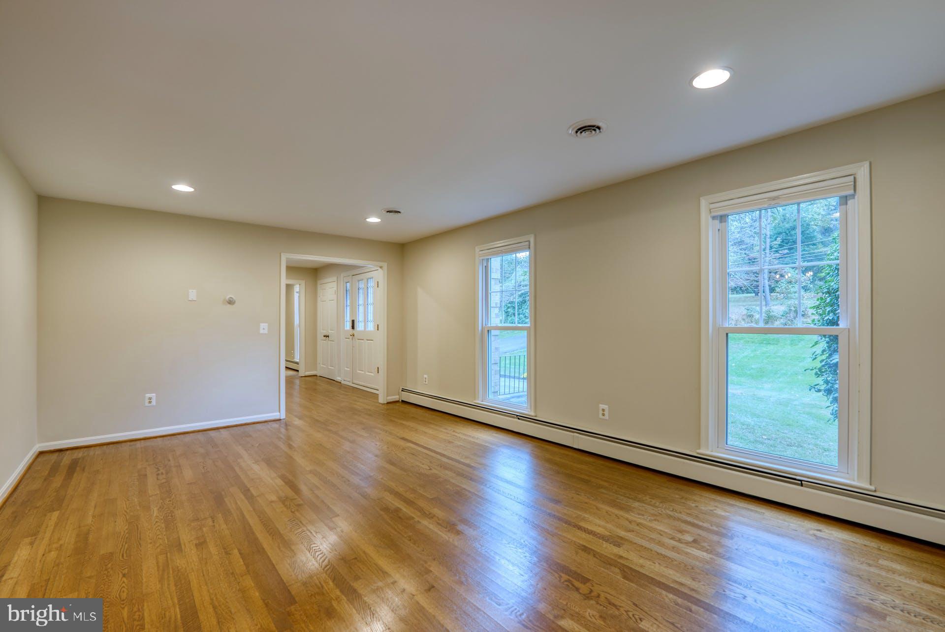 12605 Newgate Road Rockville, MD 20850 - Photo 6 of 63 Gallery Image 6