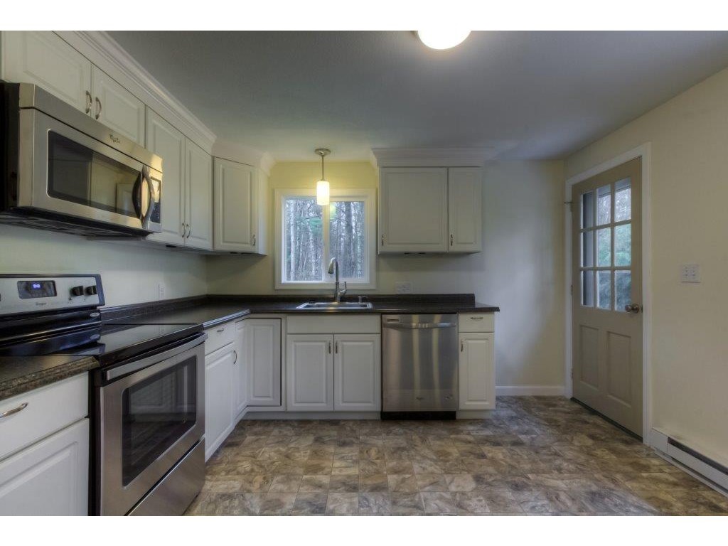 103 Mill Road Durham, NH 03824 - Photo 5 of 23