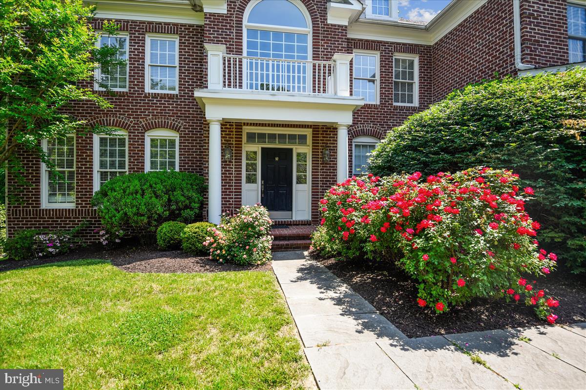 92 Colony Crossing Edgewater, MD 21037 - Photo 2 of 48 Walkway to the main entrance and Foyer
